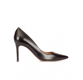 High heel pumps in black calf leather Pura López