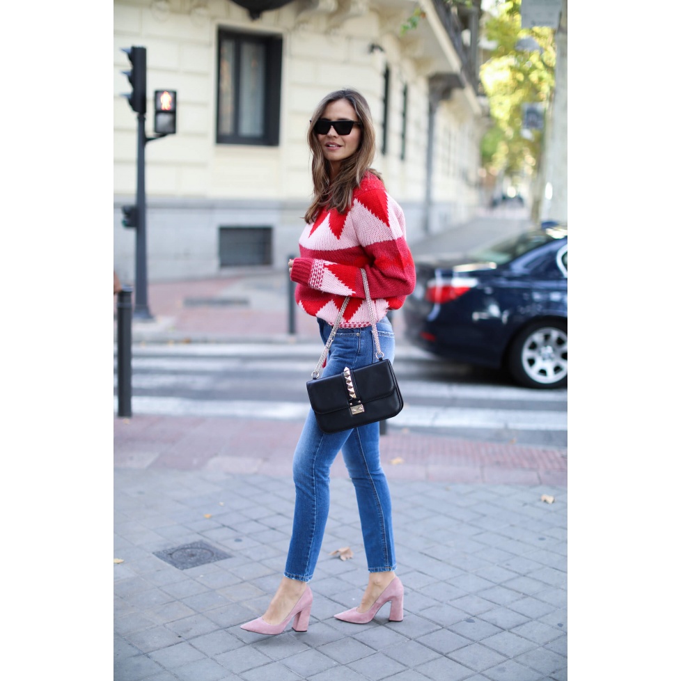 High block heel pumps in pink suede