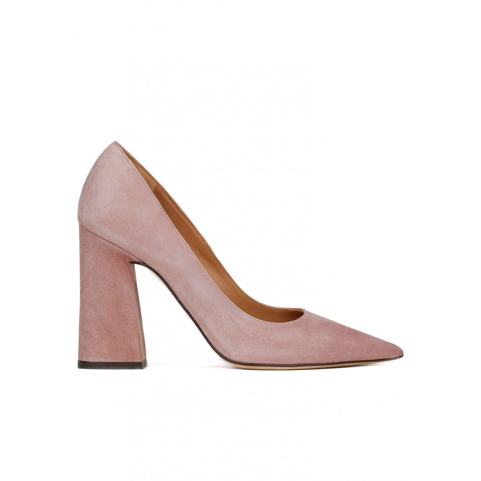 High block heel pumps in pink suede