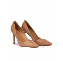 Camel leather high heel pointy toe pumps Pura López