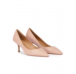 Mid heel pumps in nude calf leather Pura López