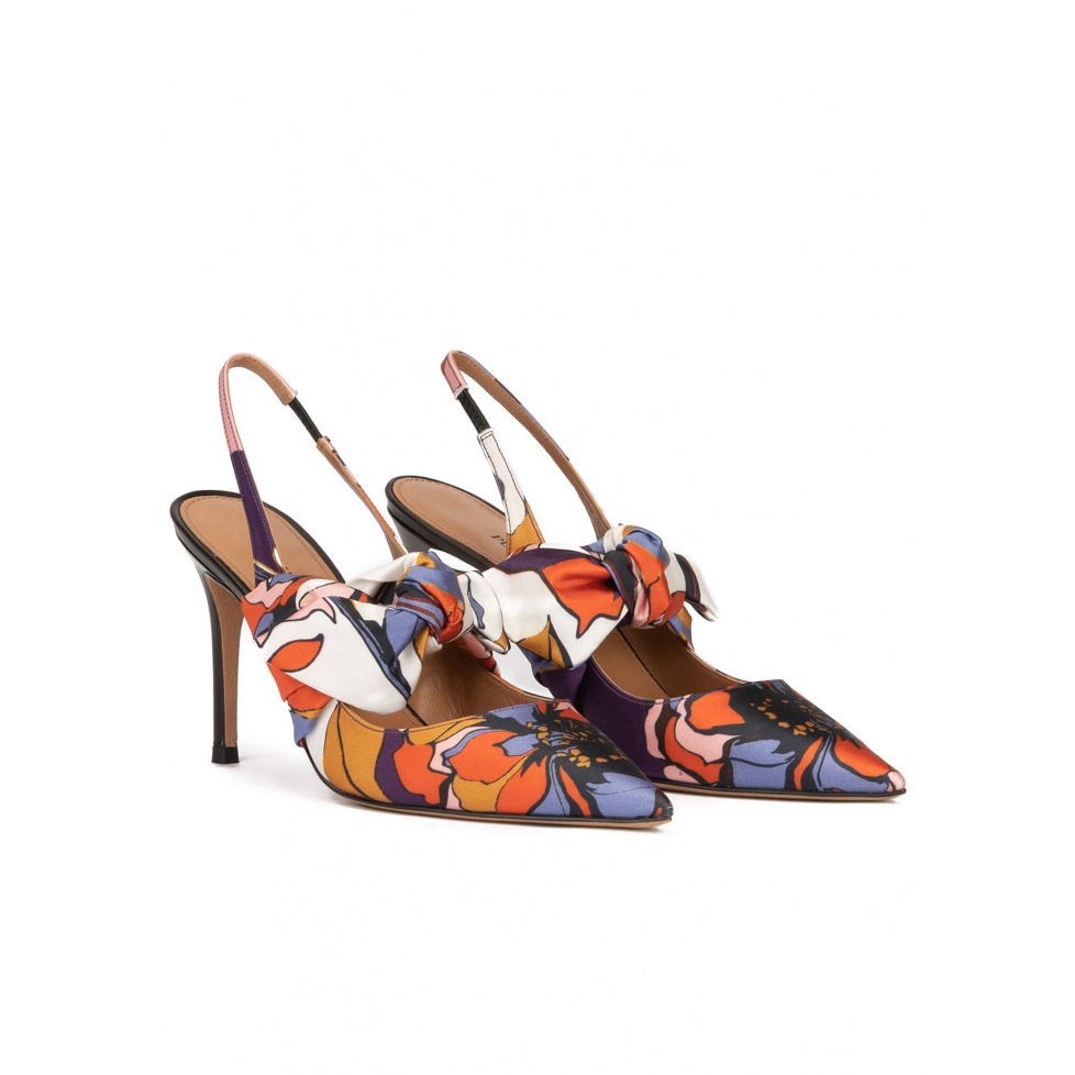 Bow detailed high heel slingback pumps in printed fabric