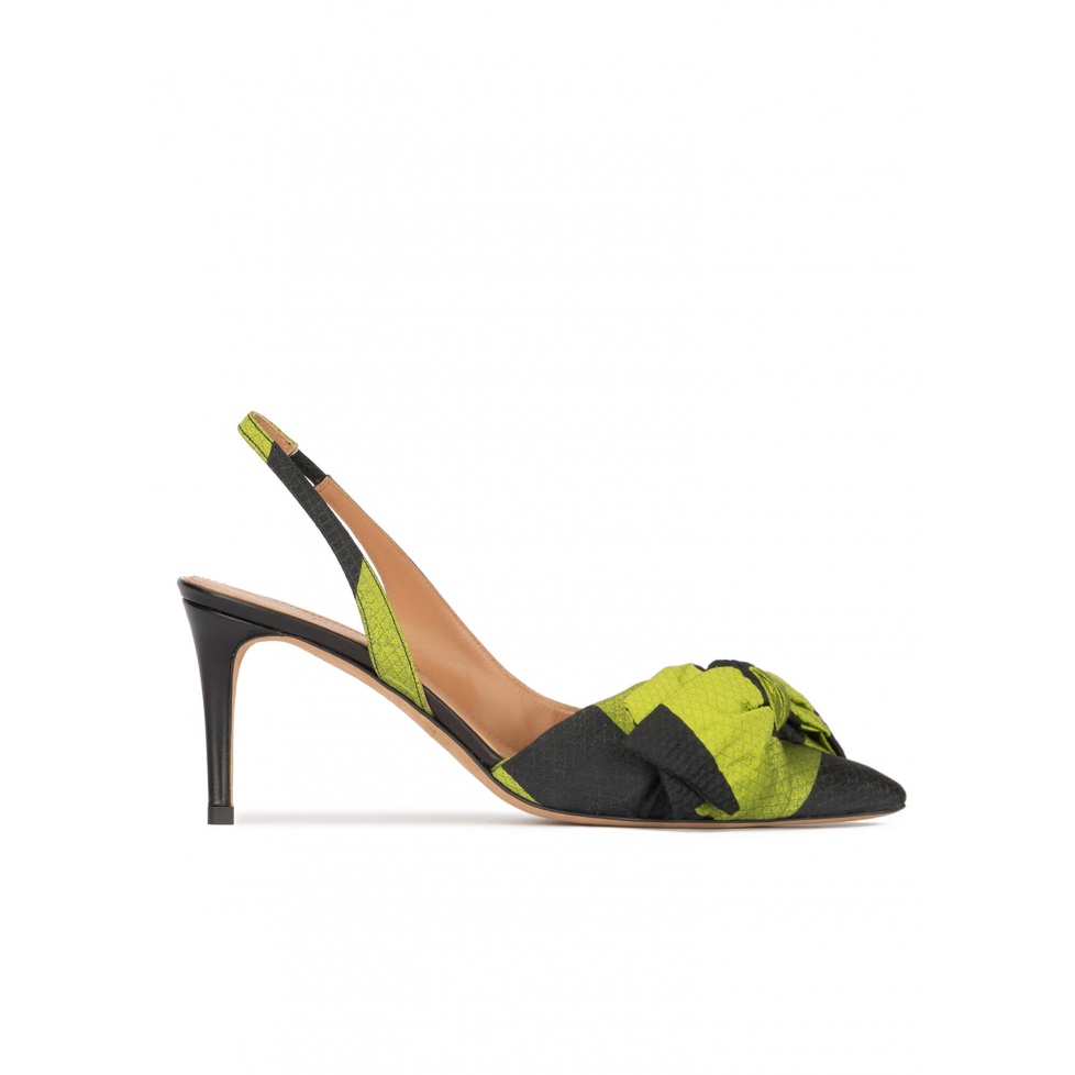 Bow detailed mid heel pumps in green and black fabric